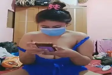 Live Show 13 Cewek Seksi Colmek Squirt Banjir